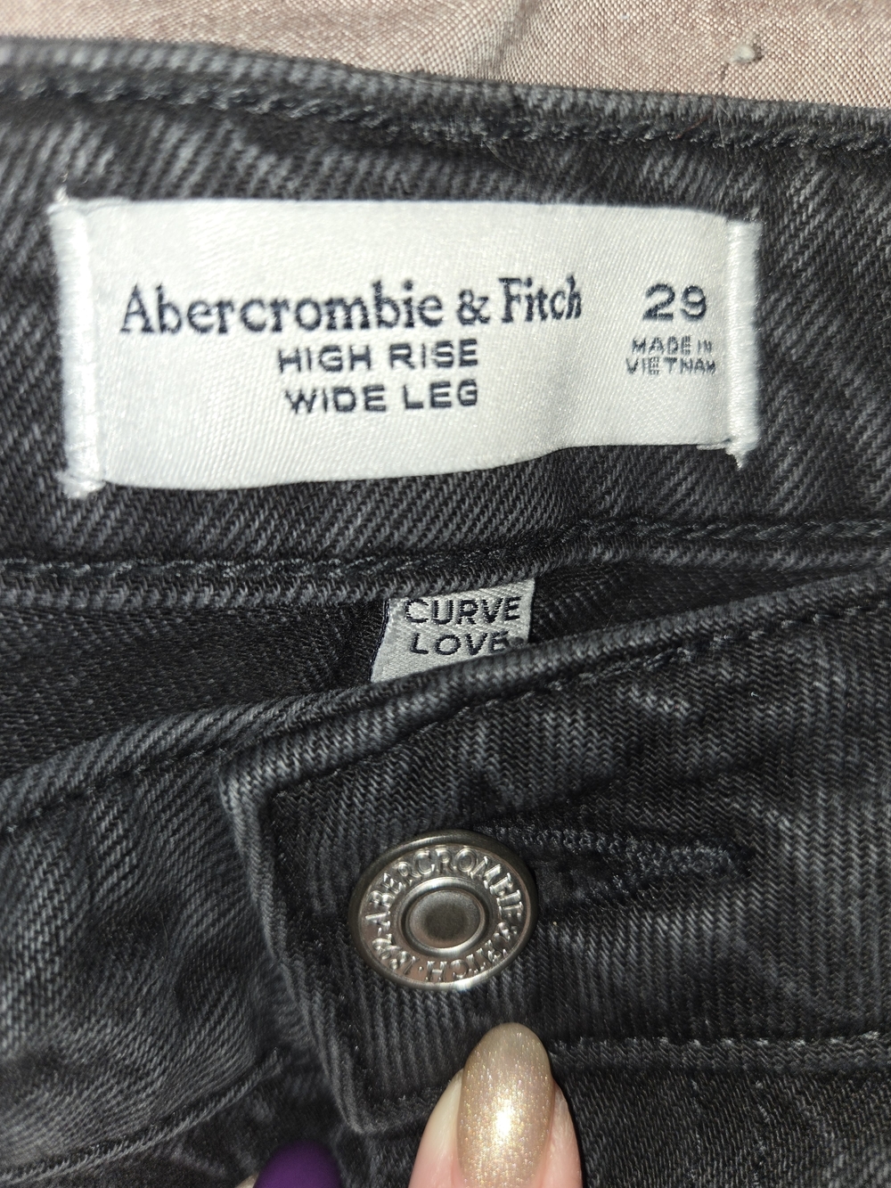 Abercrombie & Fitch Black High-Rise Wide-Leg Jeans - Picture 4 of 4